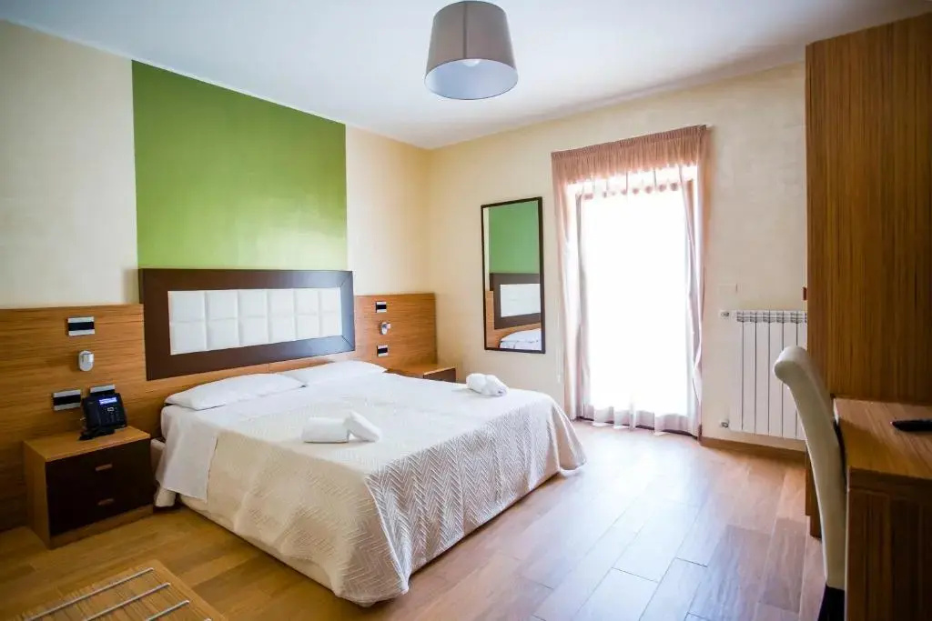 Standard Double room (full double bed)