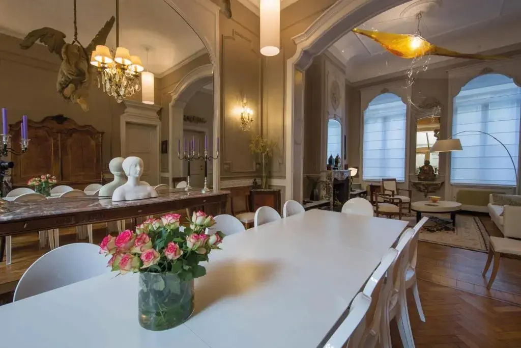 Louise sur Cour - Chambres