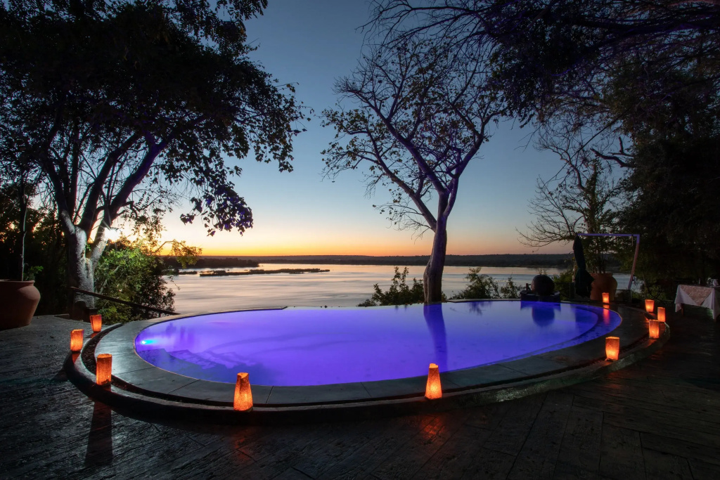 The River Club - Général