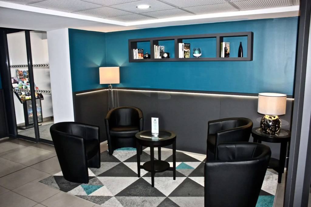 Brit Hotel Confort Roissy Saint-Witz - Général