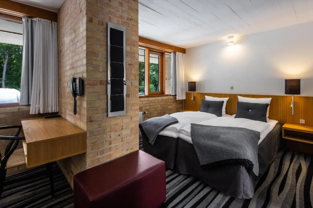 Standard Family room