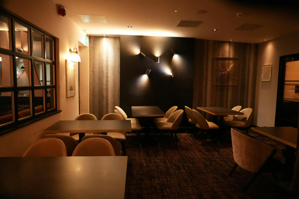 The Continental Hotel, Derby - Général