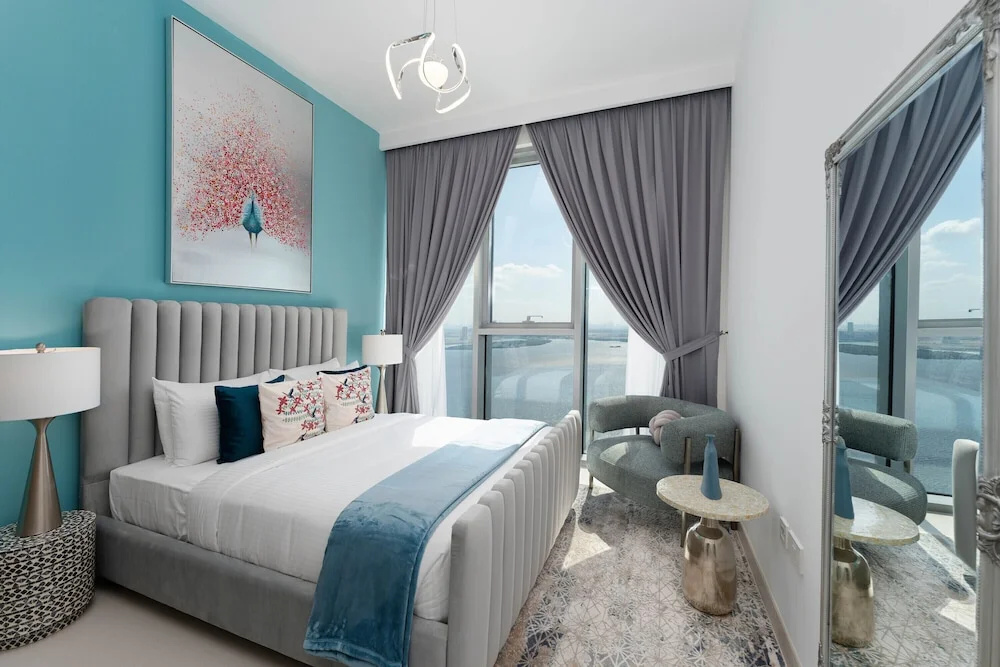 Maison Privee - Trendy Apt on the Creek with Superb Dubai Skyline Vw — фото