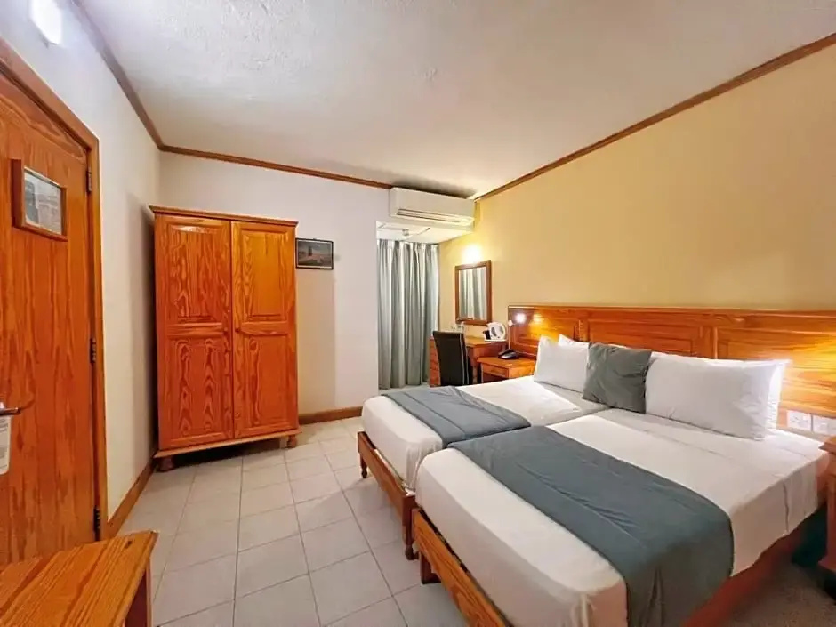 Gillieru Harbour Hotel - Chambres