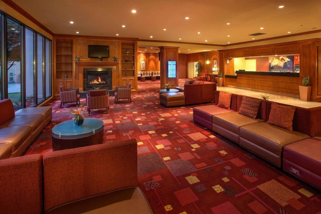 Red Lion Hotel & Conference Center - Seattle/Renton - фото 2
