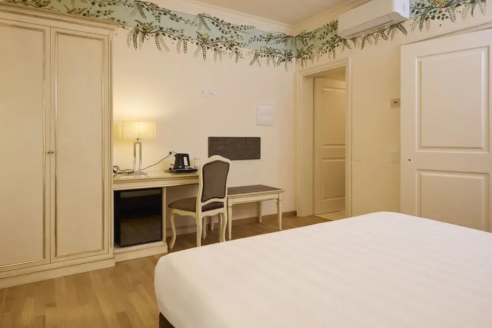 Standard in Dependance Double room (full double bed)