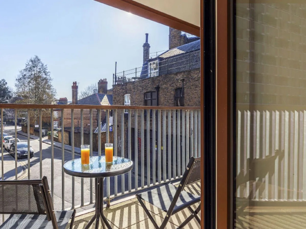 Balcony & Terrace