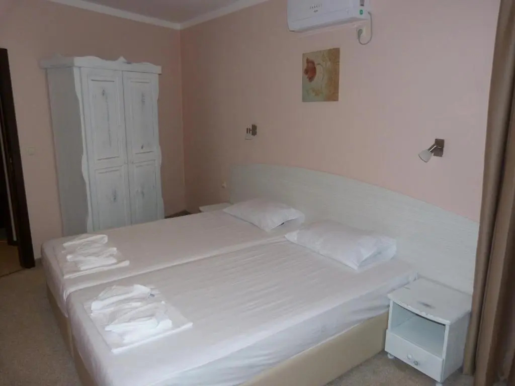 2 Bedrooms Apartment with balcony