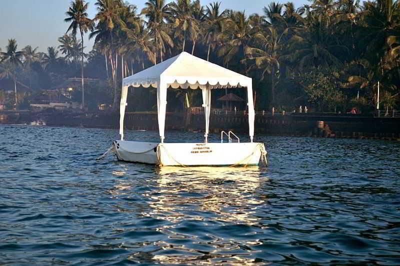 Candi Beach Cottage