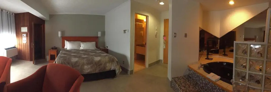Double Suite full double bed