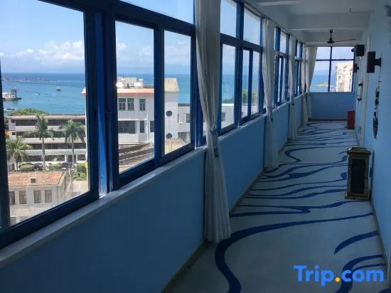 Balcony & Terrace