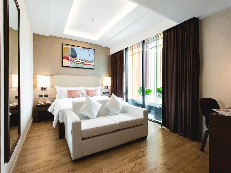 Standard Double room with balcony (full double bed)