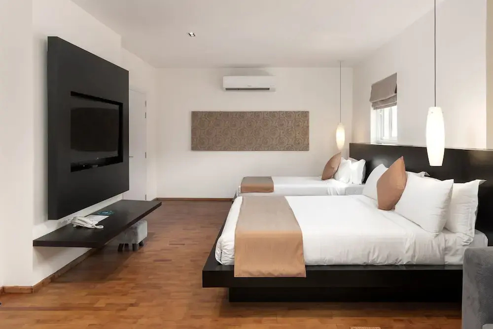 Deluxe Double room with balcony (twin beds)