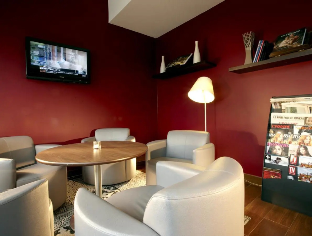 Hotel photo 12