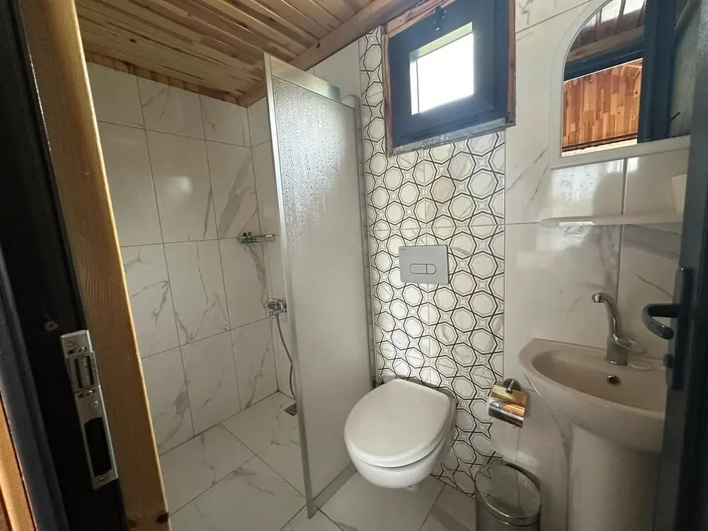 1 Bedroom Classic Cottage with view