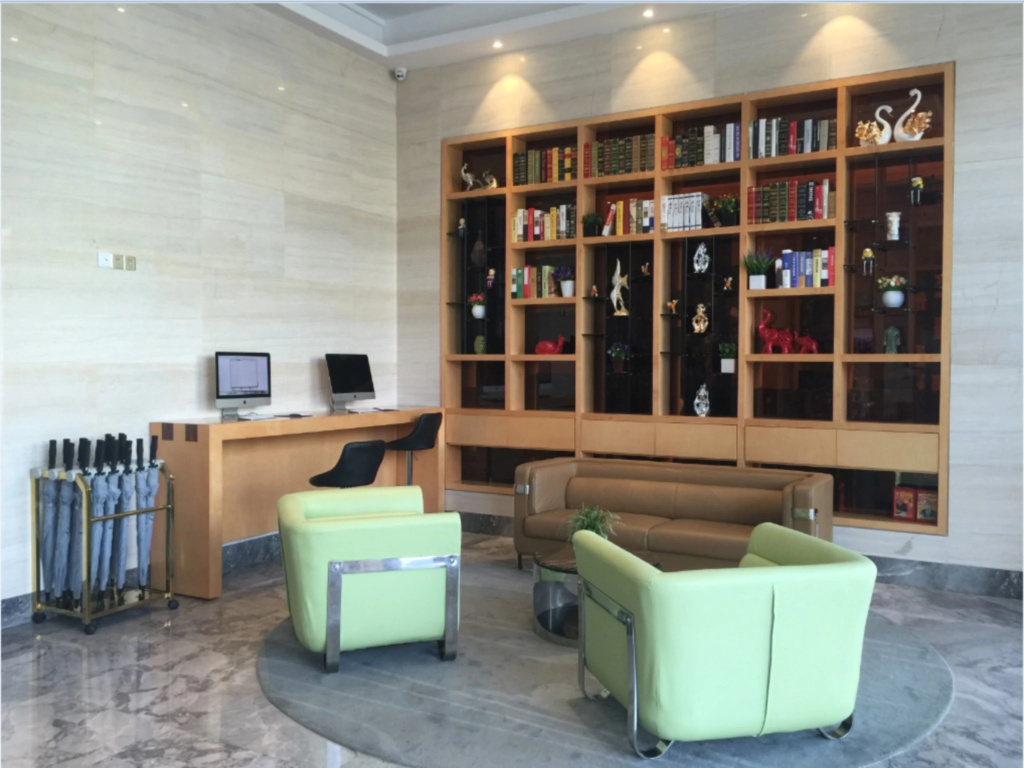 Lobby & Reception
