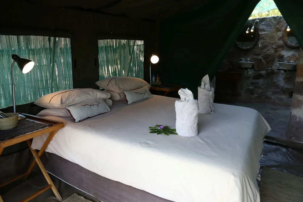 Tent (full double bed)