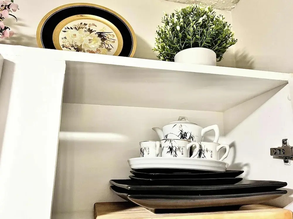 Stylish Downtown Condo near Rogers Place | Parking, Gym, Balcony & Kitchen - фото 25