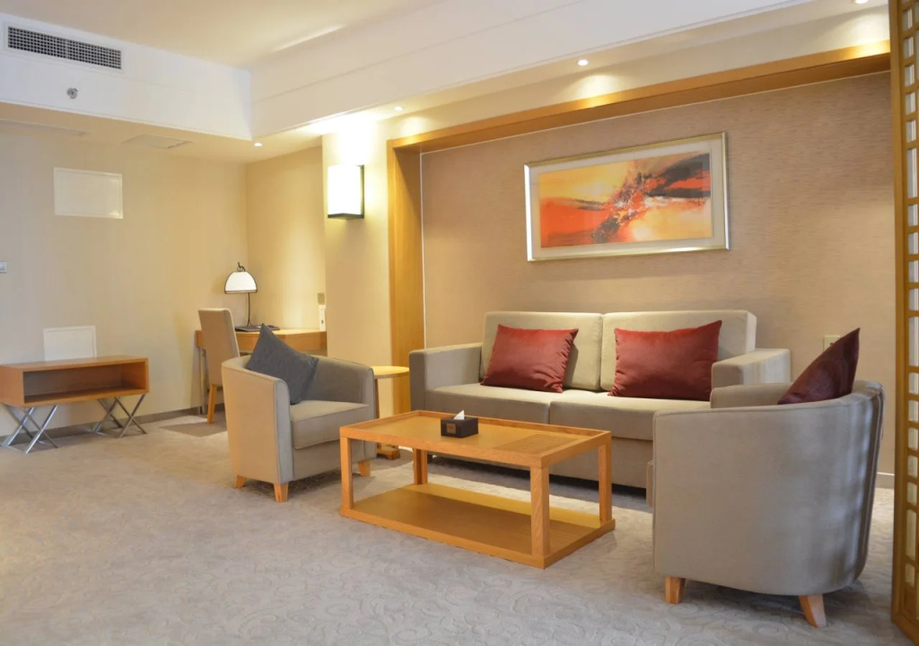 Lobby & Reception