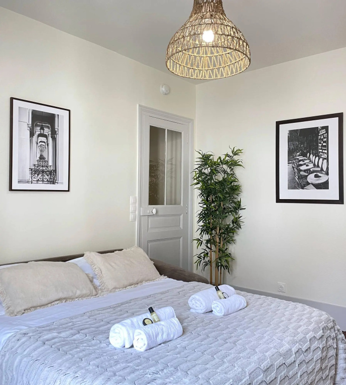 B 5499  - Appartement familial - Général