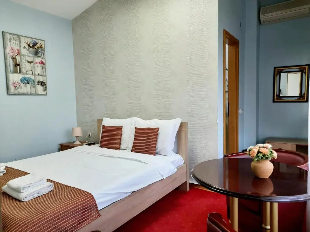 Hotel Aristocrat & Fish Restaurant - Chambres