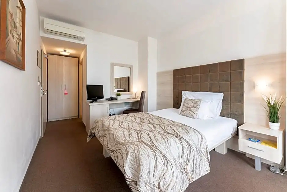 Hotel ANTARES - Chambres