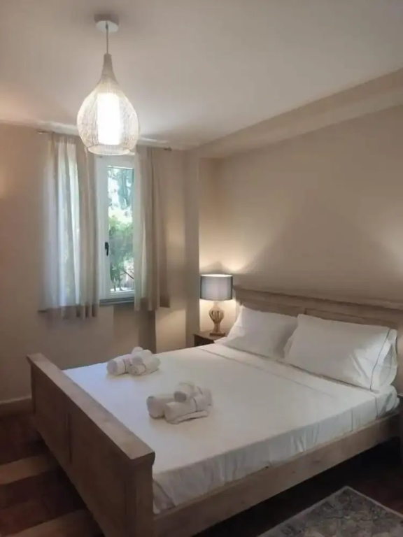 Family Apartment with garden view