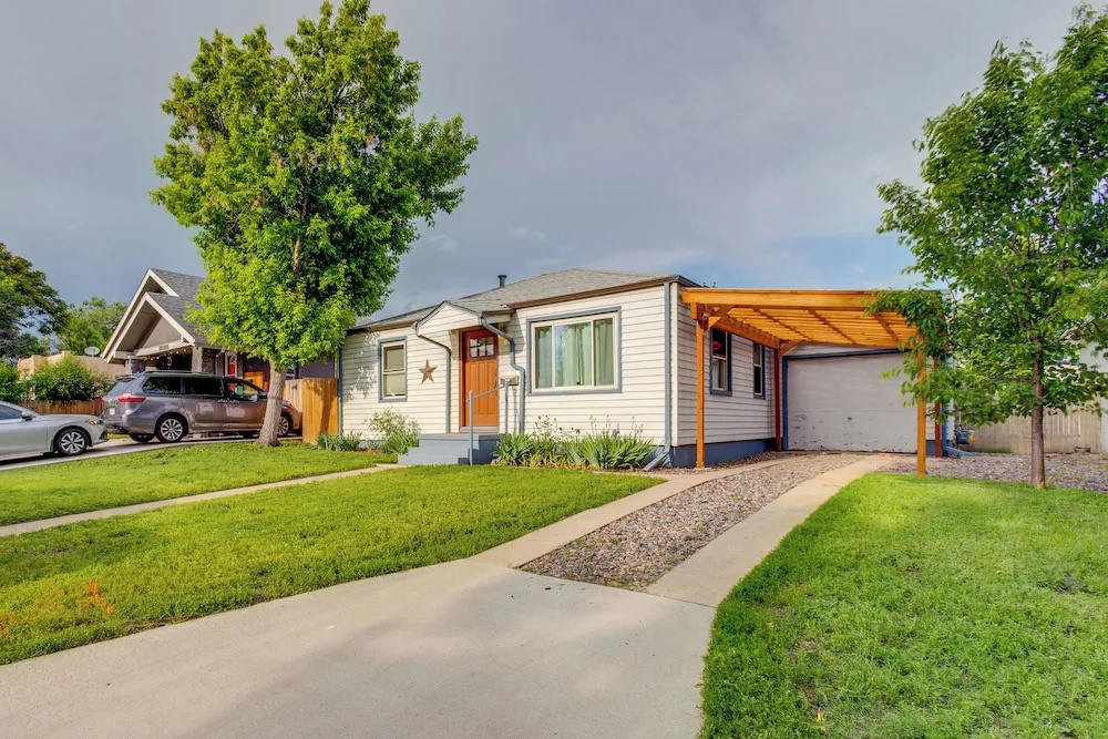 < 1 Mi to Empower Field: Denver Vacation Rental