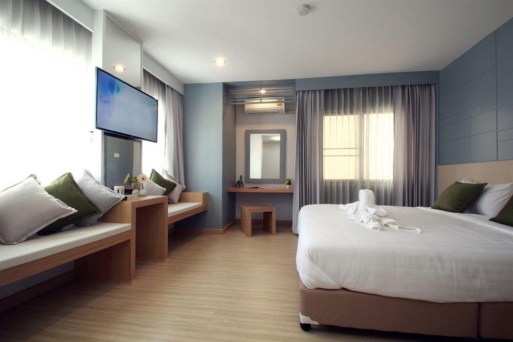 P21 Hotel by null