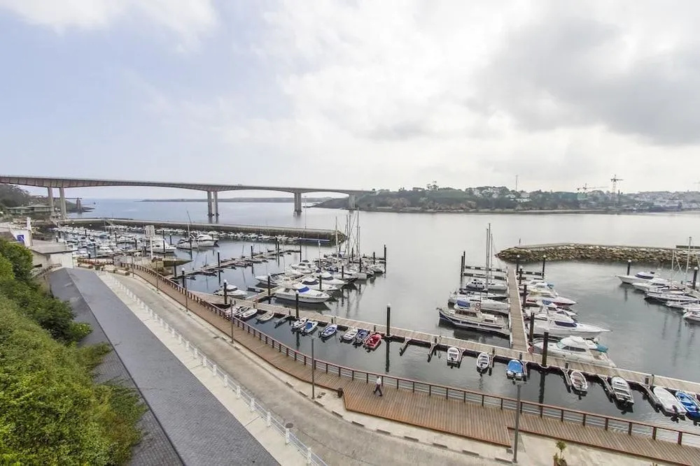 Beach & Waterfront