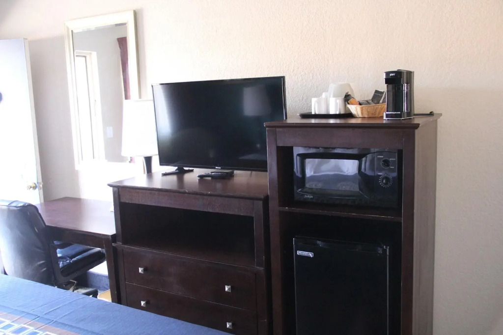 Budget Inn — фото 5