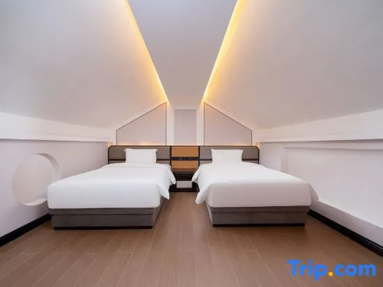 2 Bedrooms Family Suite