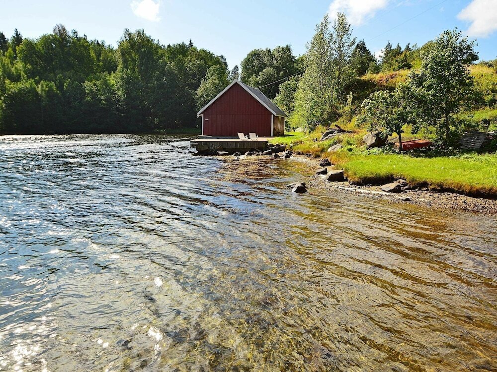 Image 11