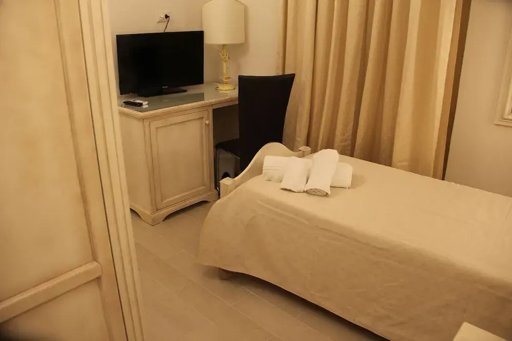 Economy Single room with balcony