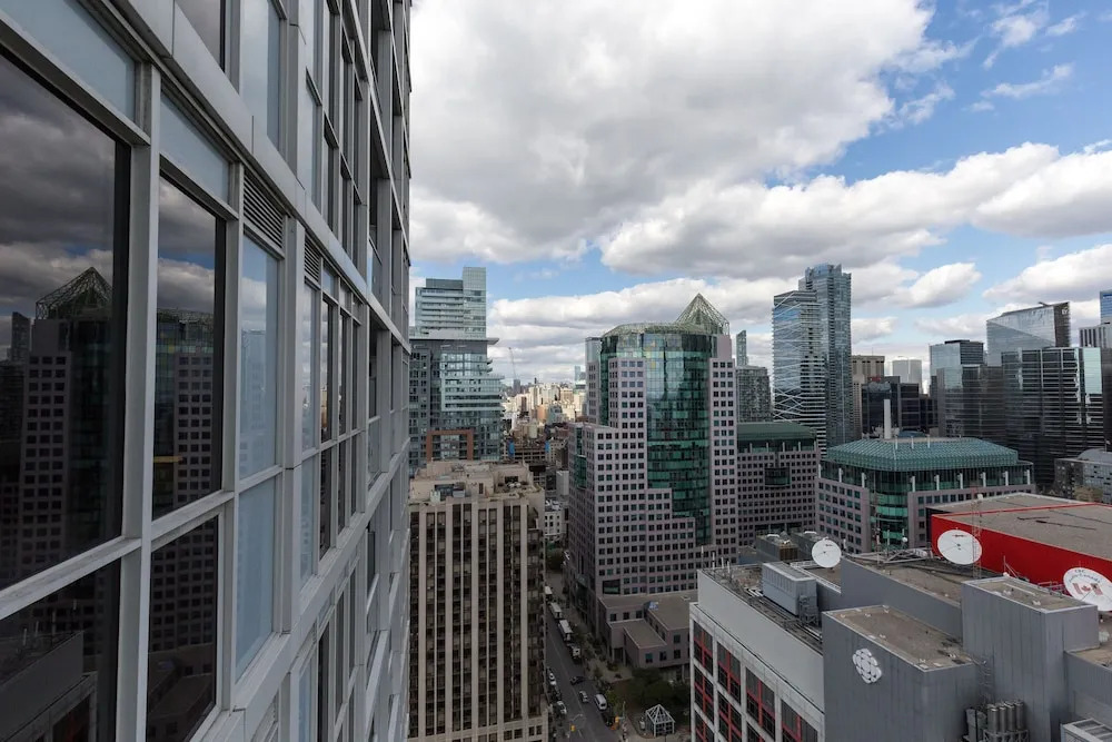 Atlas Suites Entertainment District - фото 14