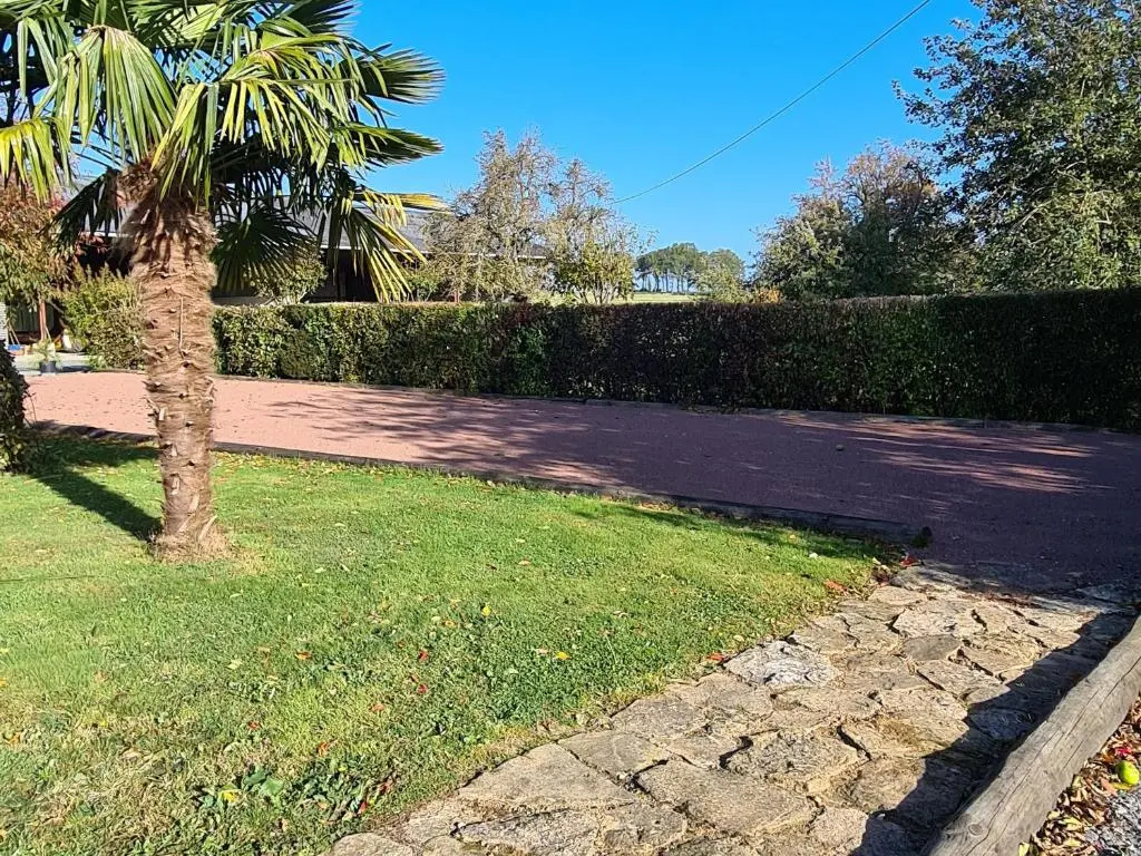 Voir la photo 4 — Maison Vicq-sur-Nahon, 4 pièces, 10 personnes - FR-1-591-218