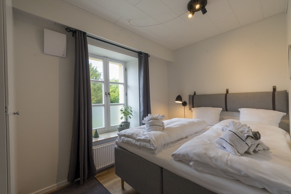 Guesthouse — 4