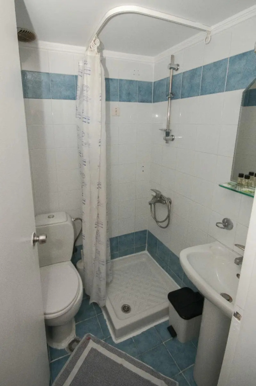 Economy Double room (full double bed)