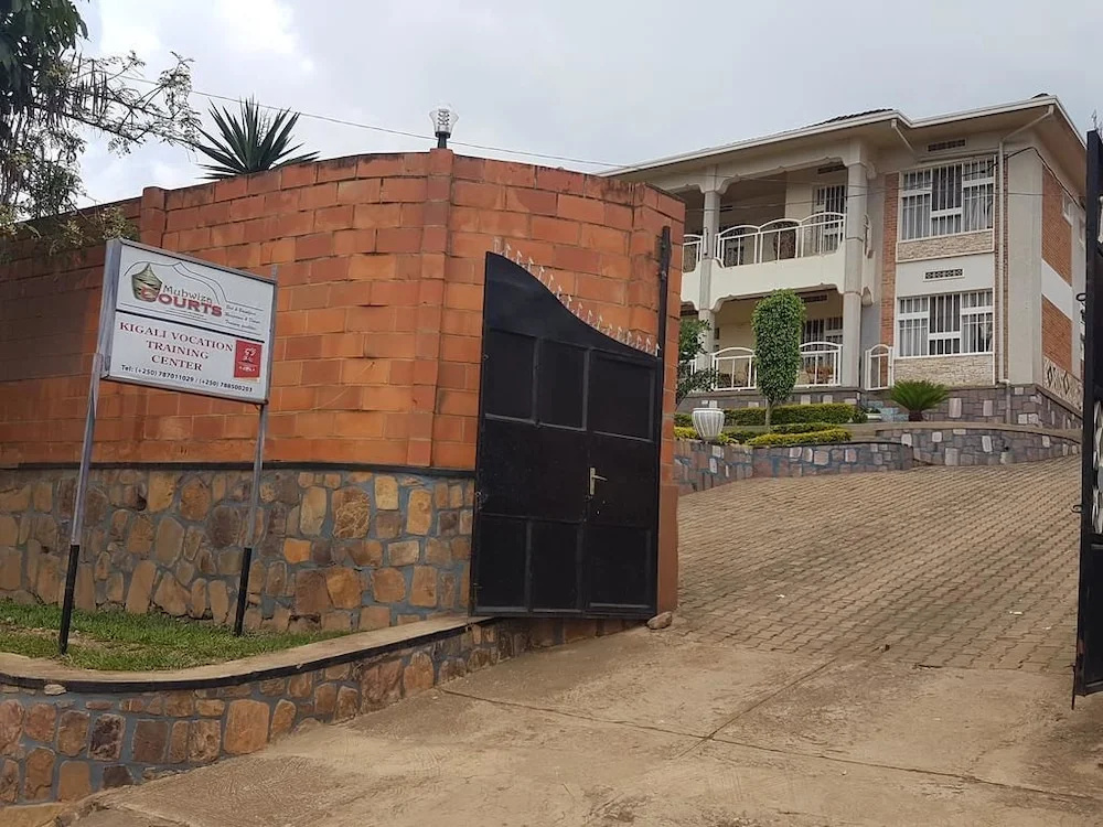 Mubwiza Courts