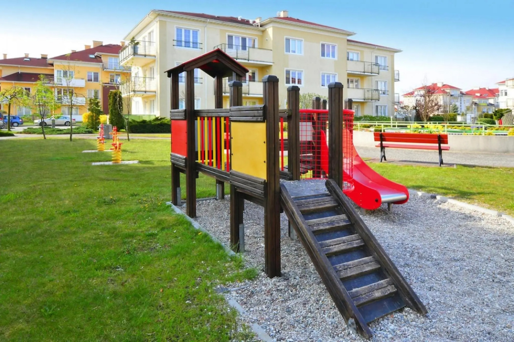 Comfortable Apartment, Ground Floor, Balcony