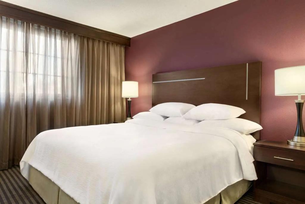 Embassy Suites Hotel Des Moines Downtown - Chambres