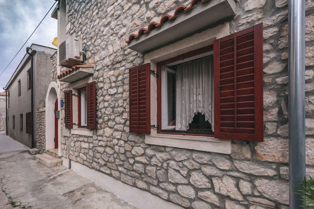 Oldtown Apartment Apola 1
