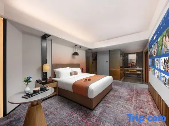 Premier room