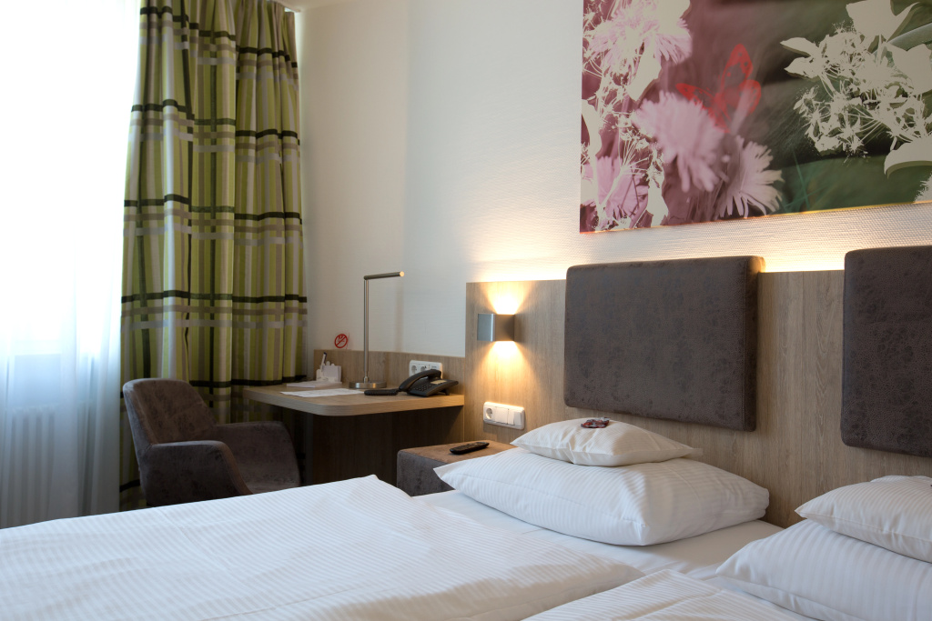 Central Hotel Eschborn — 2