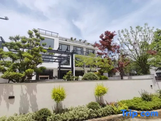 Weilan Cottage Homestay (Changxing Badujie Scenic Area)