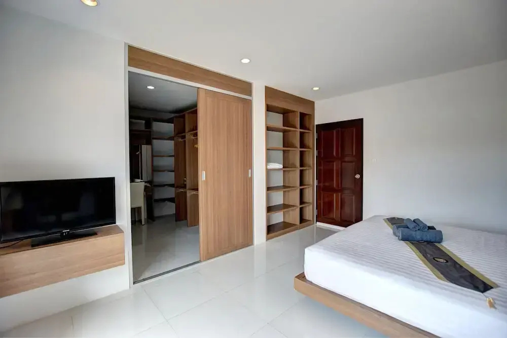 Pool Access 89 at Rawai - Chambres