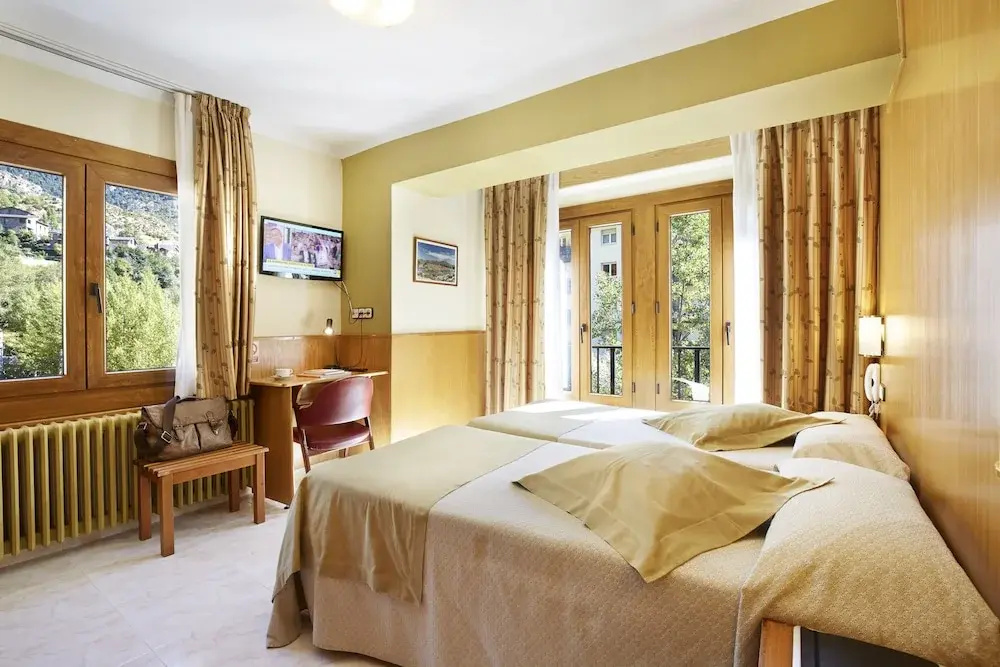 Standard Double room (twin beds)
