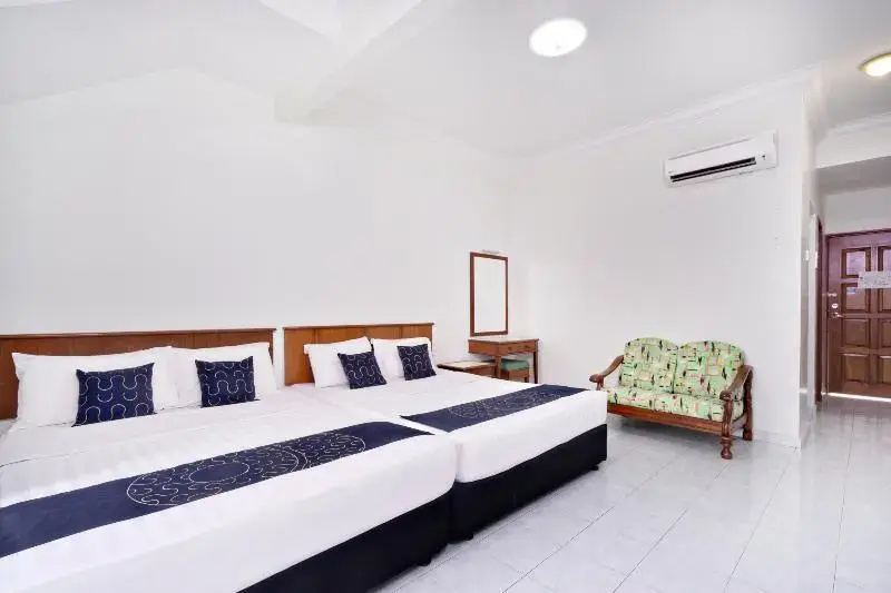 Quadruple Suite