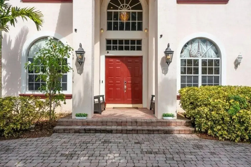 Plantation Acres Mansion 7 Bedroom Villa by Redawning