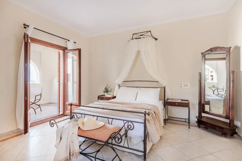 Superior room with balcony